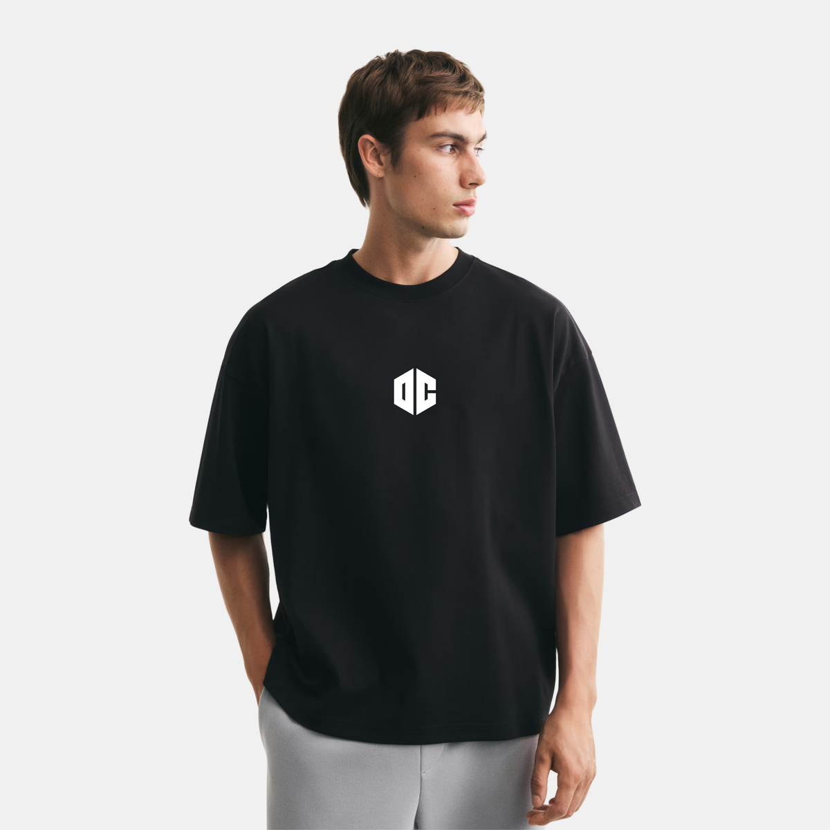 OC - BLACK OVERSIZED T-SHIRT