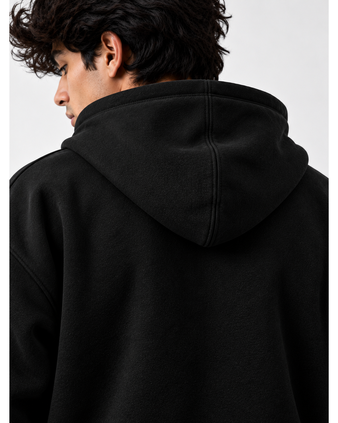 BLACK - SIGNATURE OVERSIZED HOODIE